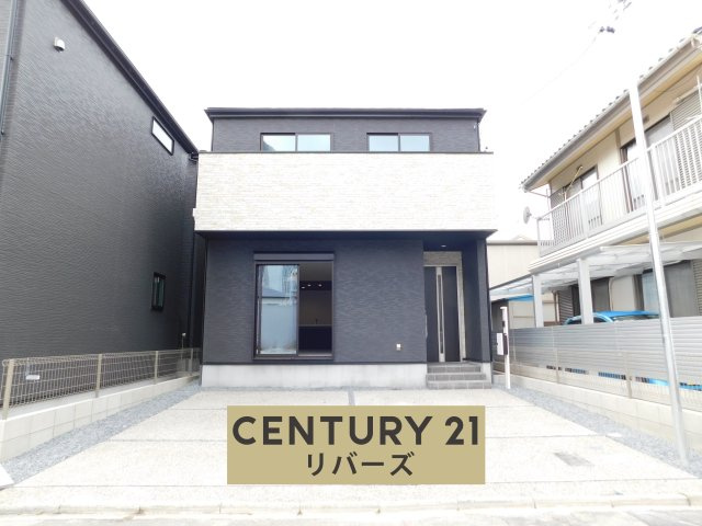 名古屋市中村区大正町１丁目の新築一戸建の外観|☆１号棟☆　　いつでも見学出来ます♪（お問合せ当日、平日、水曜、夜間でもＯＫ）　「名古屋」駅徒歩１２分の利便性の高い立地♪　駐車楽々並列２台ＯＫ！　収納豊富な広々ＬＤＫ１９．０帖　小学校まで１２０ｍ♪