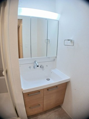 【洗面所】 | グランベル | スペースが確保できる洗面所です