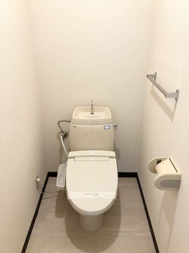 エモーション　C棟のトイレ|シャワートイレ