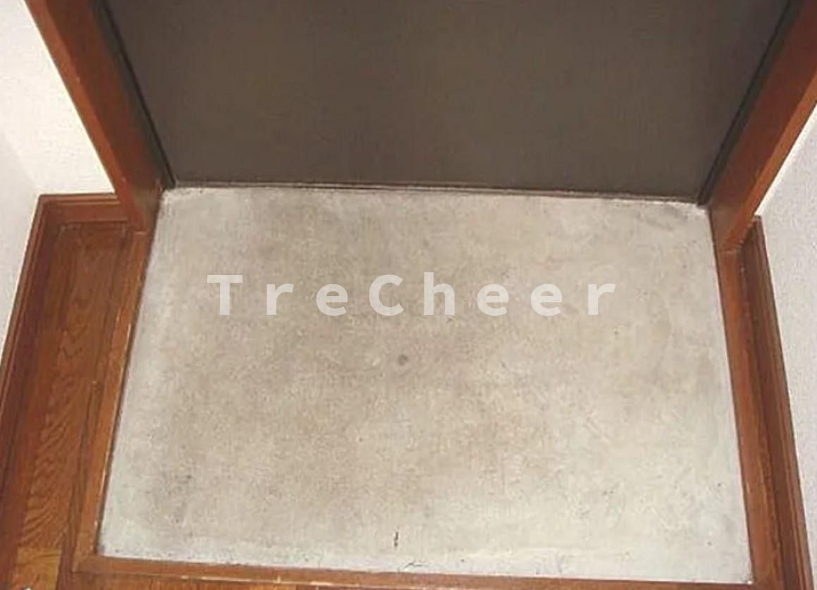 コーポ豊田の玄関