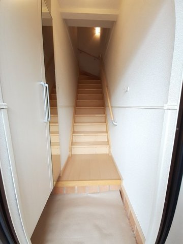 ラ・クゥー　Ｂの玄関