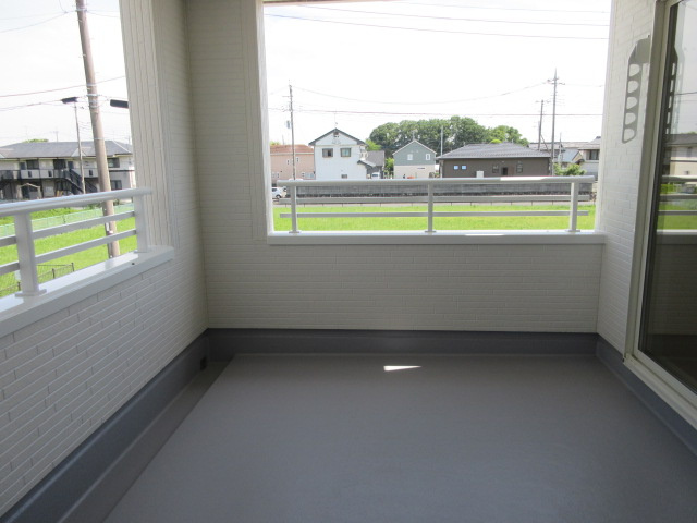 【仲介手数料無料】新築戸建　吉見町東野4-11-15（全5棟）のバルコニー