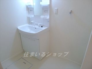広島市安佐北区可部１丁目のアパートの洗面所|シャンプードレッサー