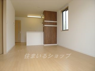 広島市安佐北区可部１丁目のアパートの居間・リビング