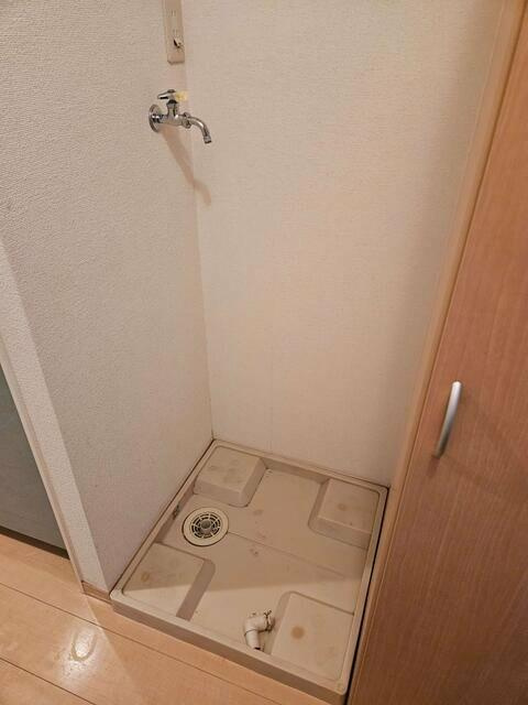 同棟別室