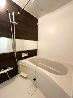【浴室】 | アローネ | イメージ107号室写真（反転タイプ）