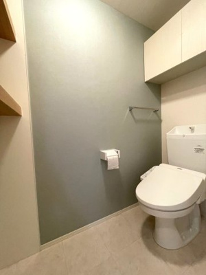 【トイレ】 | アローネ | イメージ107号室写真（反転タイプ）