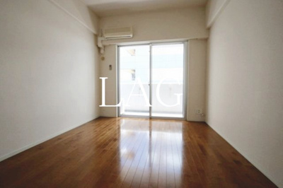 【居間・リビング】 | シンシア三田慶大前 | 洋室のお部屋です。