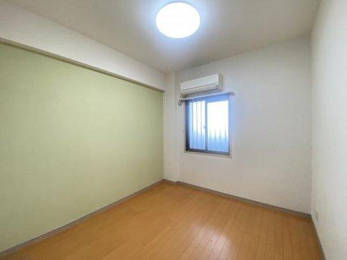 グランシエル新舞子の洋室|洋室1　子ども部屋にピッタリです！