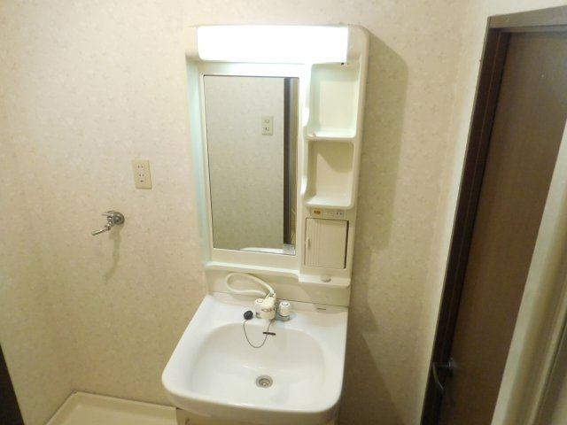 アトレーユ日吉台の洗面所