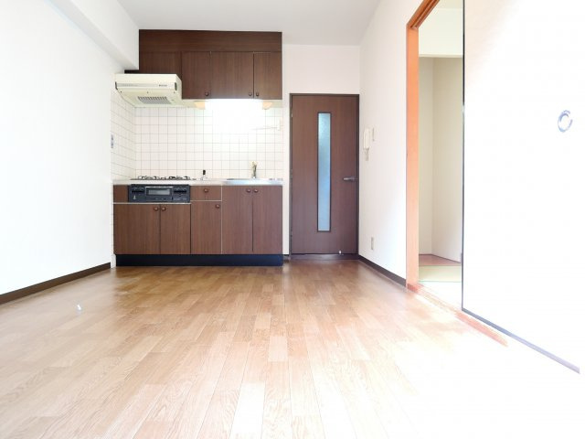 アトレーユ日吉台の居間・リビング