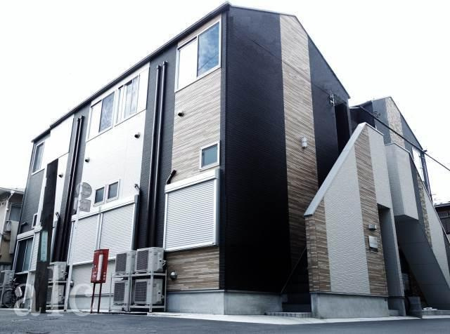 グランリュクスの外観|地上2階建