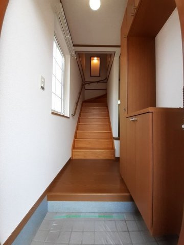 ヴィラ・マリーン　Ａの玄関