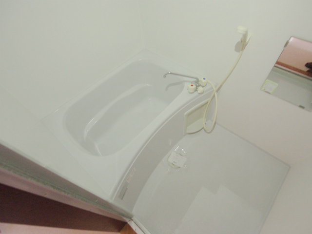 クレール南昭和の浴室