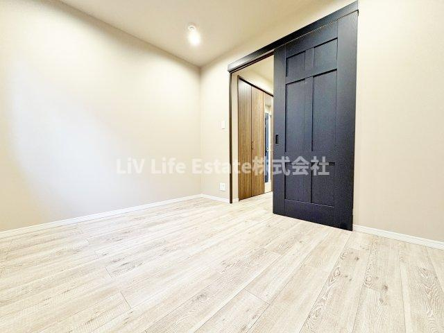 小平市花小金井７丁目のアパートの洋室