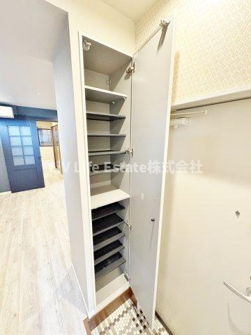 小平市花小金井７丁目のアパートの収納