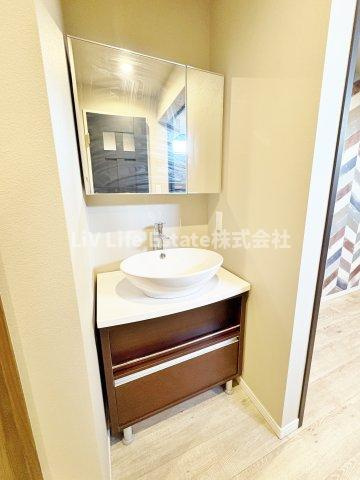 小平市花小金井７丁目のアパートの洗面所