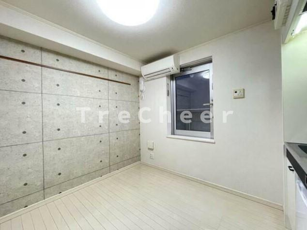 グランデシャンテ池袋の居間・リビング