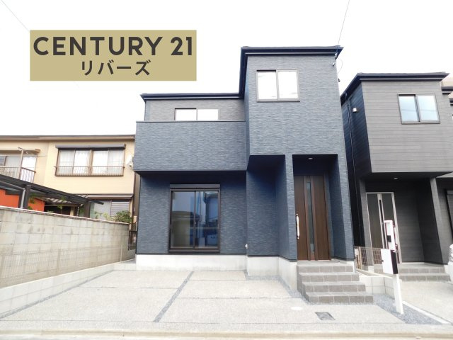 名古屋市中村区大正町１丁目の新築一戸建の外観|☆ラスト１棟☆　　新価格！！いつでも見学出来ます♪（お問合せ当日、平日、水曜、夜間でもＯＫ）　「名古屋」駅徒歩１２分の利便性の高い立地♪　南向き！！　駐車並列２台ＯＫ　収納豊富！　小学校まで１２０ｍ♪