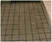 ハイランド赤尾の玄関