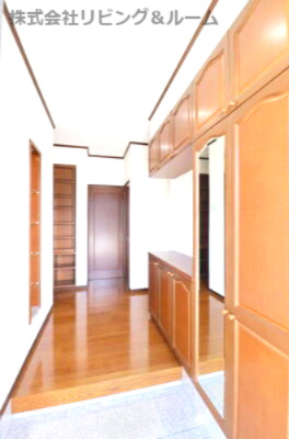 【玄関】 | ラパス宮中野