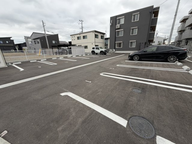 【新築】RESUA(レスア)向中野　D棟の駐車場