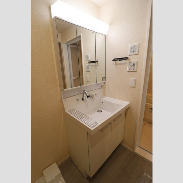 【新築】RESUA(レスア)向中野　D棟の独立洗面台