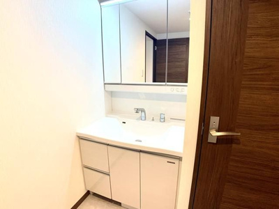 【洗面所】 | アーバンパーク王子 | コンパクトで使いやすい洗面所