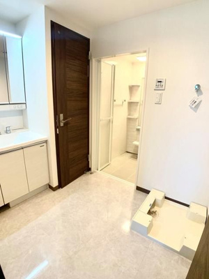 【設備】 | アーバンパーク王子 | 室内洗濯機置き場