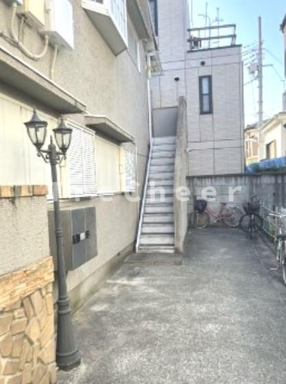 ソレム守屋Ⅱのエントランス