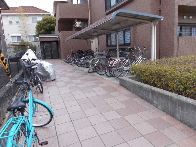 プラザハイツ二ツ屋F棟のその他共用部分