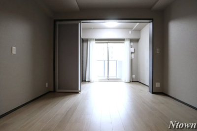 【居間・リビング】 | プレサンス　レイズ　泉　高岳駅前 | ゆったりとした居間です