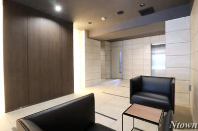 【ロビー】 | プレサンス　レイズ　泉　高岳駅前 | ゆとりのあるロビーです