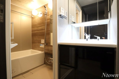 【独立洗面台】 | プレサンス　レイズ　泉　高岳駅前 | 独立洗面台あり、毎朝おしゃれに忙しい女性の方におすすめです