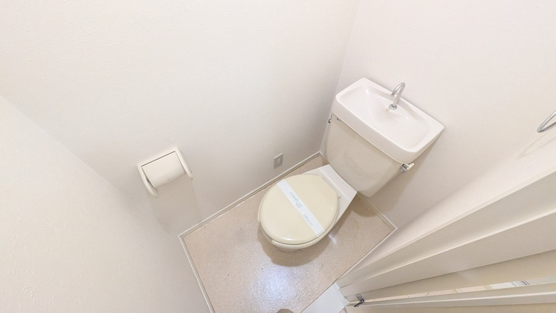 和泉市伯太町２丁目のハイツのトイレ|トイレです