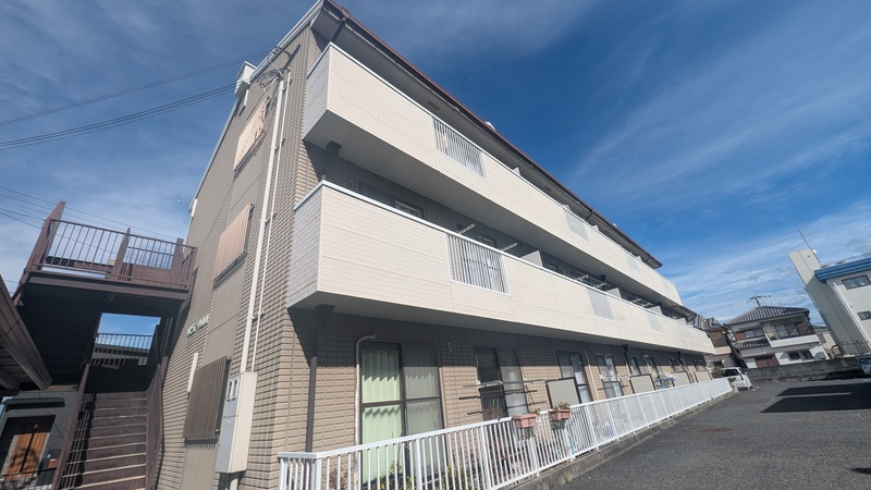 和泉市伯太町２丁目のハイツの外観|外観も気になるポイント
