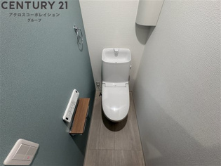 ゆったり落ち着けるトイレです♪