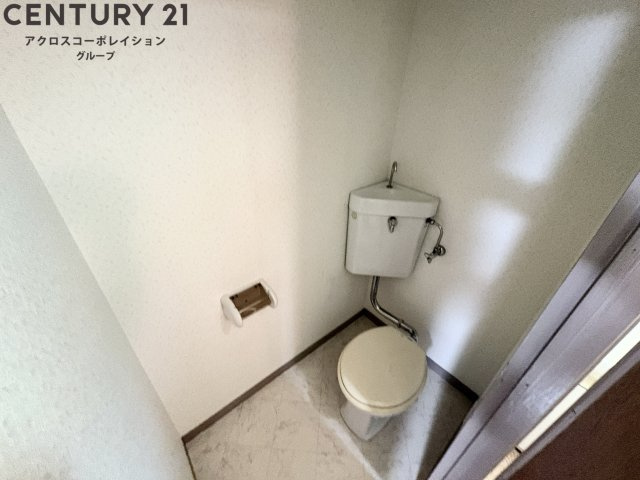ゆったり落ち着けるトイレです