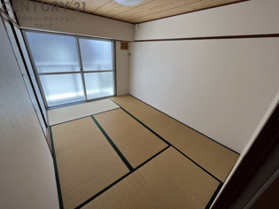 鳴尾ハイツの寝室