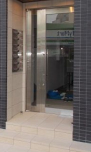 Ｕｒｂａｎ　Ｃｏｕｒｔ赤羽のエントランス