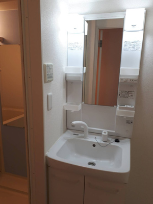 【独立洗面台】 | カーザ・チェレステ東武練馬 | ※写真は以前のものです。最新のものは近日中に掲載いたします。