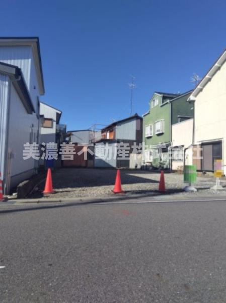 ６６３５４　岐阜市下川手土地の外観