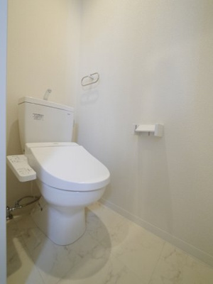 【トイレ】 | ベルシア箱崎 | 清潔感のあるトイレです。