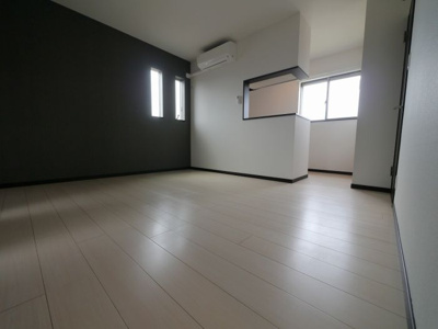 【居間・リビング】 | リテラ空港前