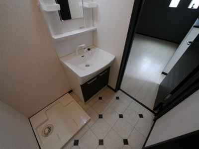 【洗面所】 | リテラ空港前 | シンプルで使いやすい洗面台です！