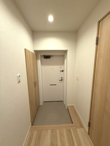 沼南エリカ7号棟の玄関|玄関　※令和7年5月リフォーム完成時の写真