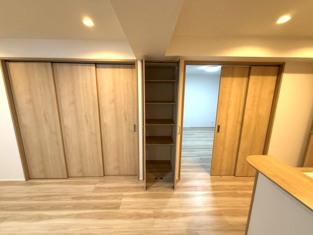 沼南エリカ7号棟の居間・リビング|リビングダイニング　※令和7年5月リフォーム完成時の写真