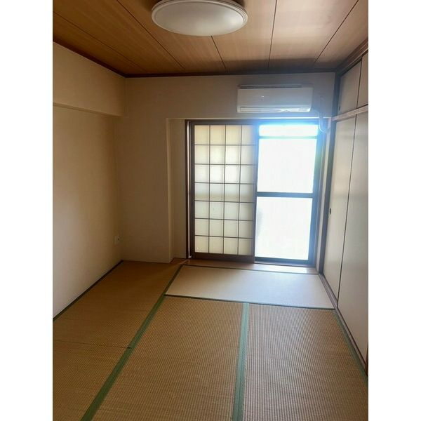 グリーンガーデン羽衣の和室