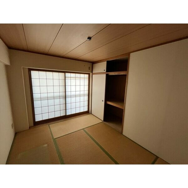 グリーンガーデン羽衣の収納|便利な収納スペースです