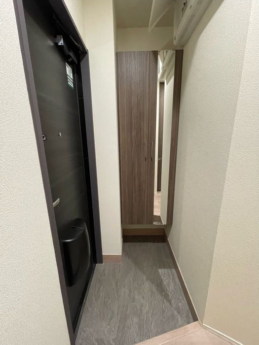 パークサイド柱Ⅱの玄関